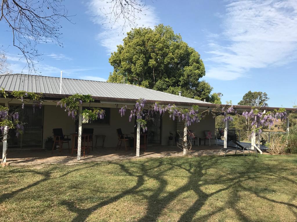 Hillcrest Mountain View Retreat Bed and Breakfast Crystal Creek Εξωτερικό φωτογραφία